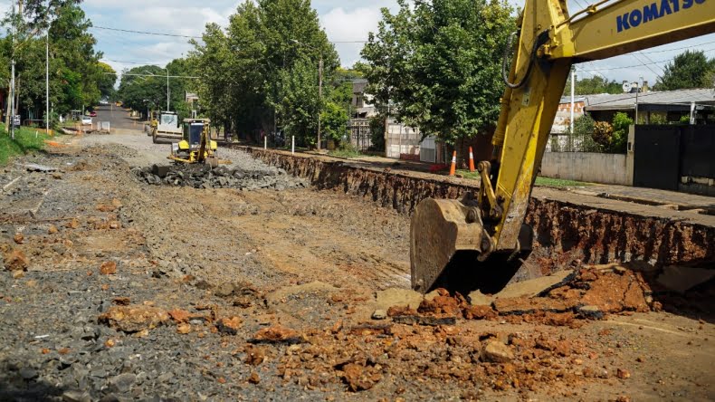 El intendente de Posadas analizó obras en ejecución y realizó anuncios