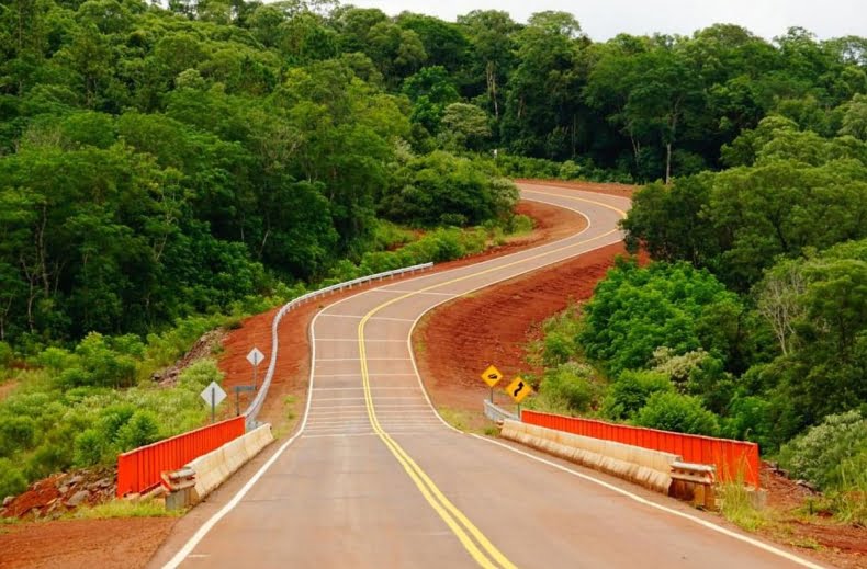 Sebastián Macías: “estamos muy contentos con las decisiones de nuestro Gobernador para concluir y llevar a cabo obras viales”