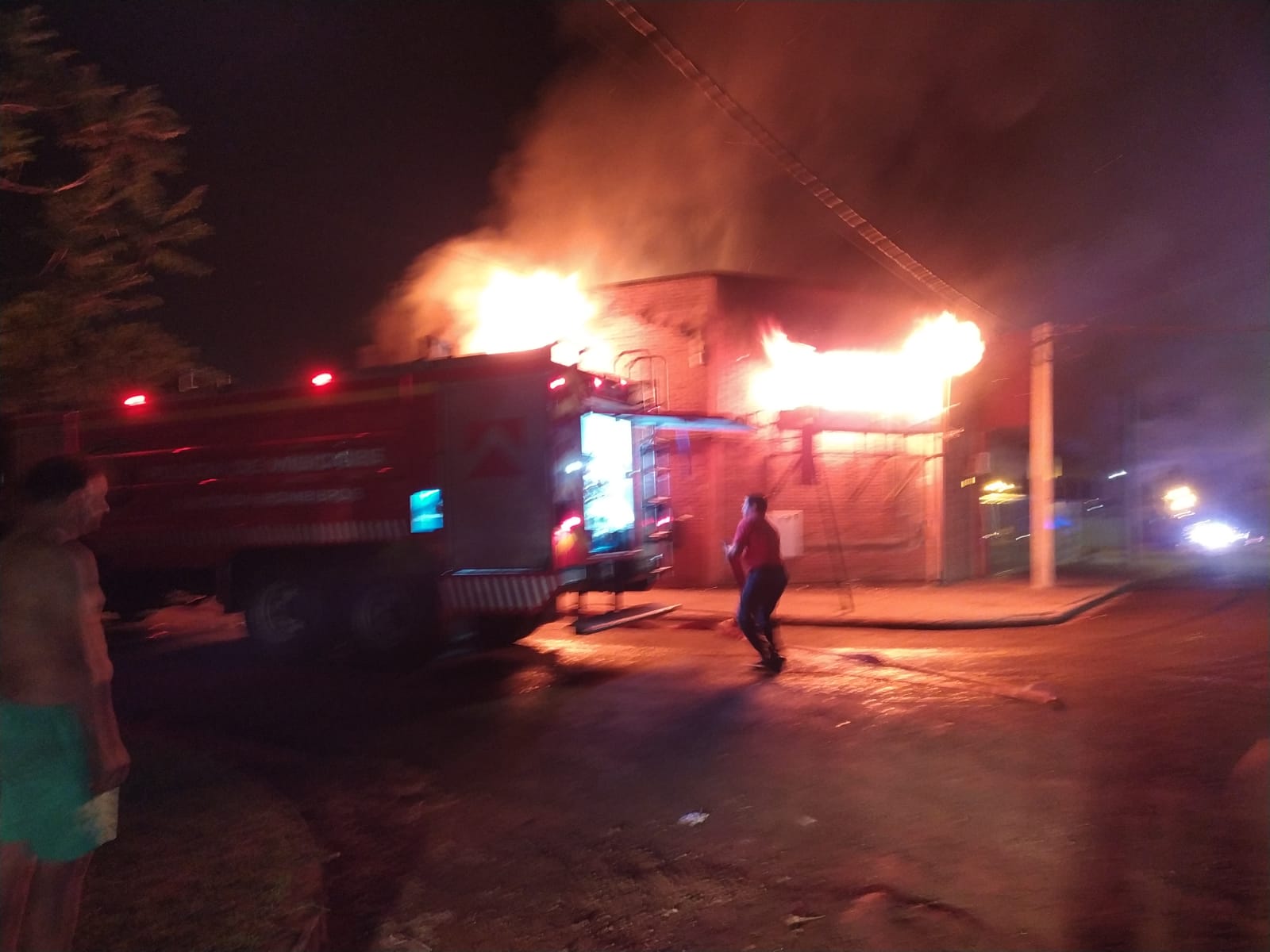 Se Incendió un reconocido local de Av. Rademacher y calle Alemania