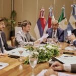 Captada en cámaras: automovilista ebria chocó y fue detenida en Posadas