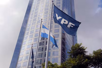 Estados Unidos suspende temporalmente la entrega del 51 % de YPF