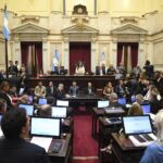 El Gobierno prorrogó las extraordinarias y sumó la reforma universitaria