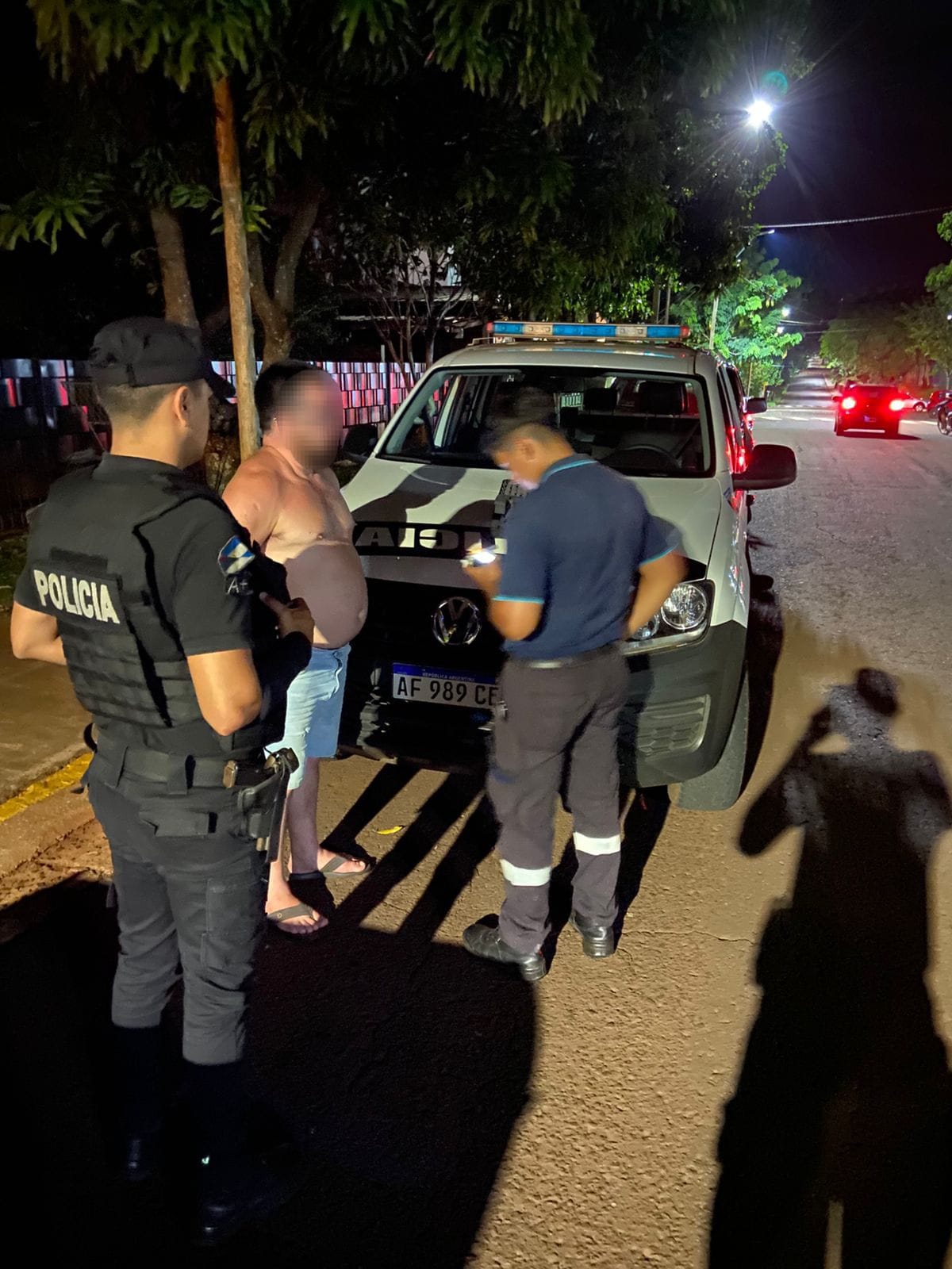 Manejaban completamente ebrios: uno chocó en un balneario y otro dio 2,15 g/l en un control policial