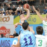 Choque entre dos autos en Posadas: a uno de los conductores la alcoholemia le dío 2,47 g/l