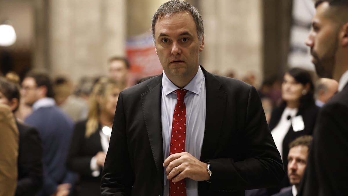 Congreso: Adorni defiende su gestión mientras crece la tensión por la investigación judicial