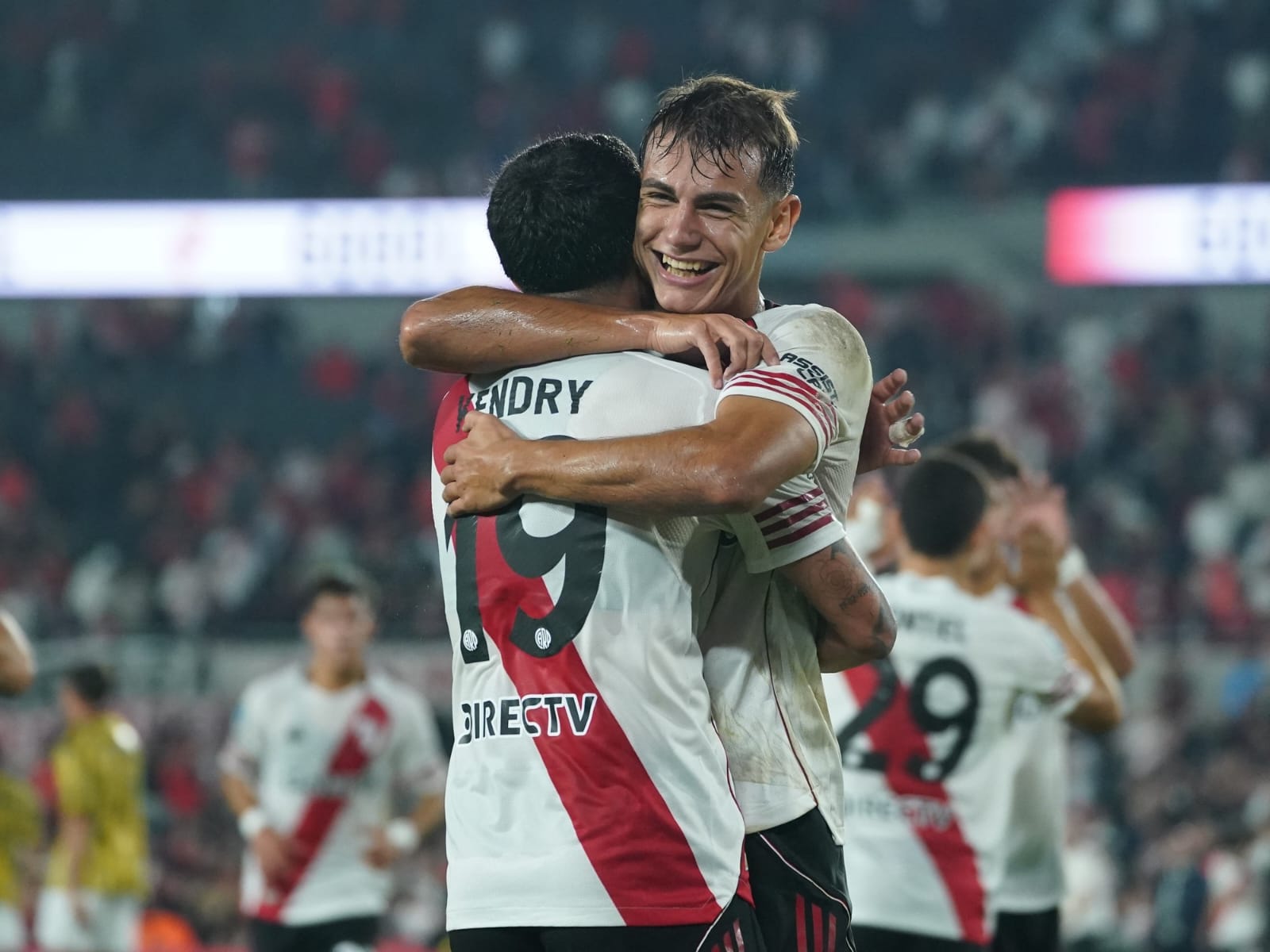 River visita a Bragantino con la mira en la cima del grupo