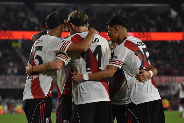 Con Armani de regreso, River busca sellar la clasificación ante Bragantino