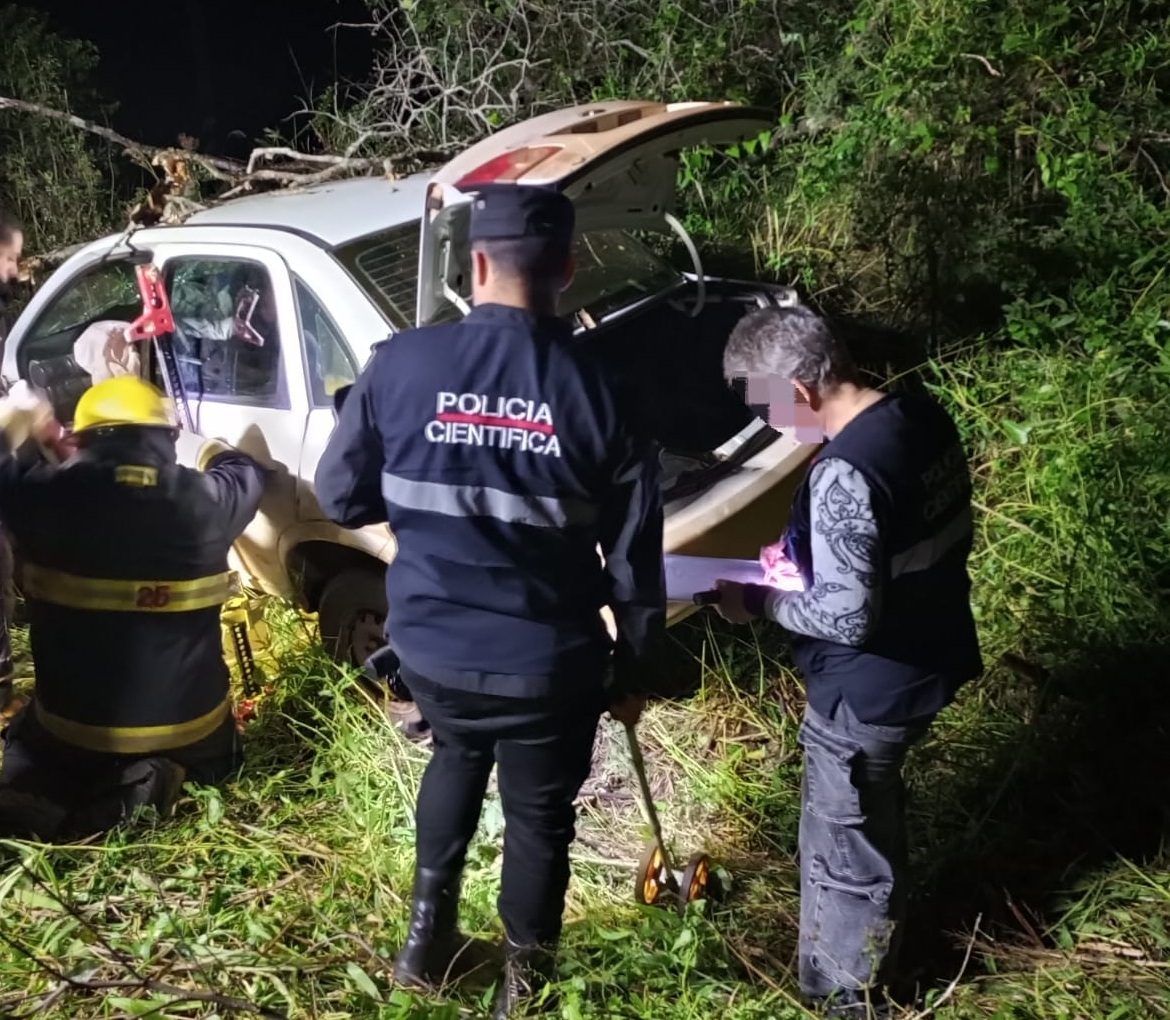 Ruta 14: un intento de sobrepaso terminó en un fuerte choque frontal