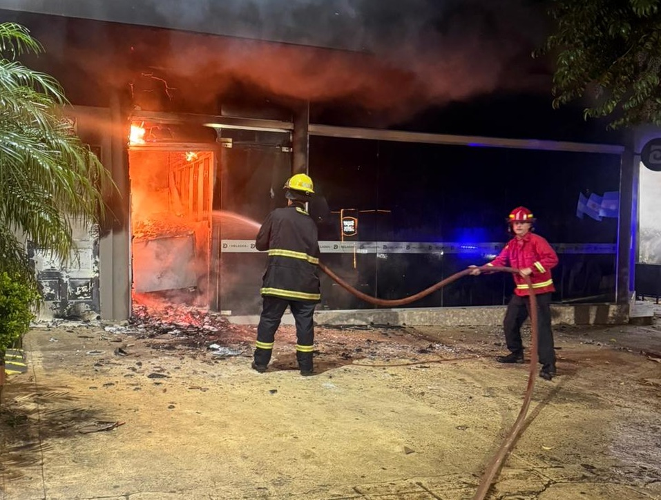 Un incendio afectó una heladería en la zona sur de Posadas
