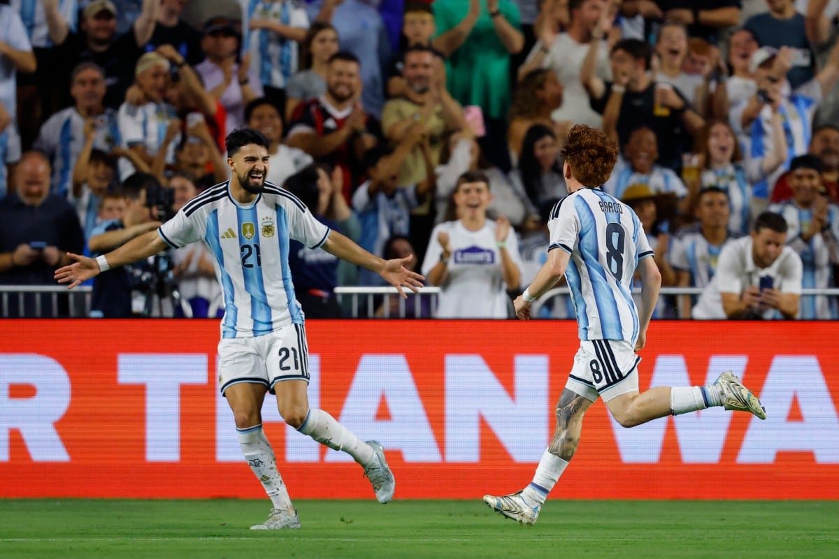 Argentina goleó a Islandia y llega encendida al debut del Mundial