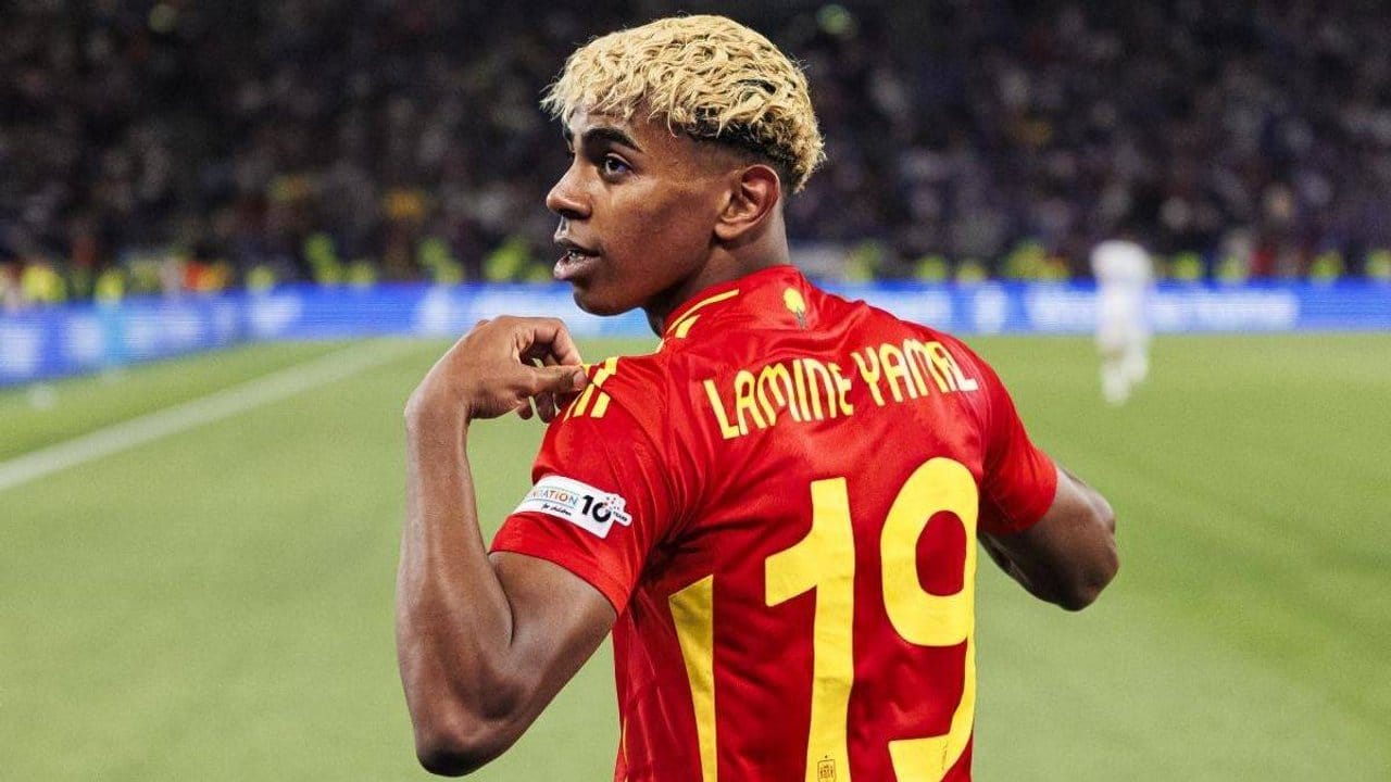Rueda la pelota en el Grupo H: Hora y TV para ver a Uruguay y España.