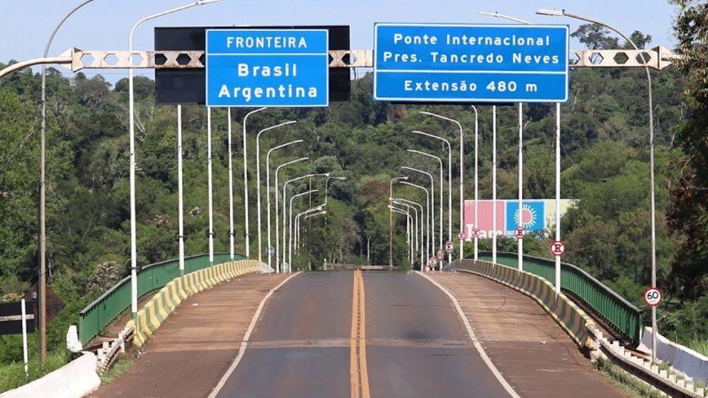 Impulsan una campaña para agilizar el cruce en el puente Tancredo Neves