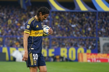 Arruabarrena le bajó el pulgar y Cavani se va de Boca