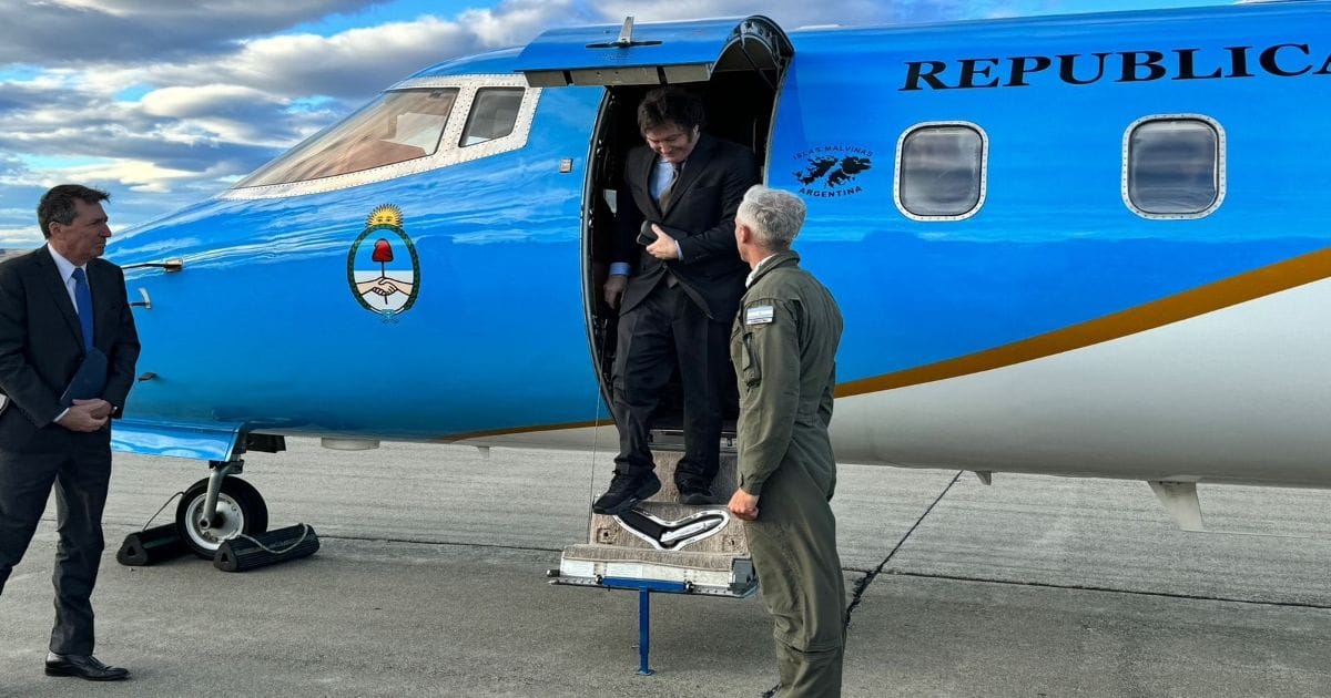 Milei viajó a Quito para firmar acuerdos con Noboa antes de la asunción de De la Espriella en Colombia