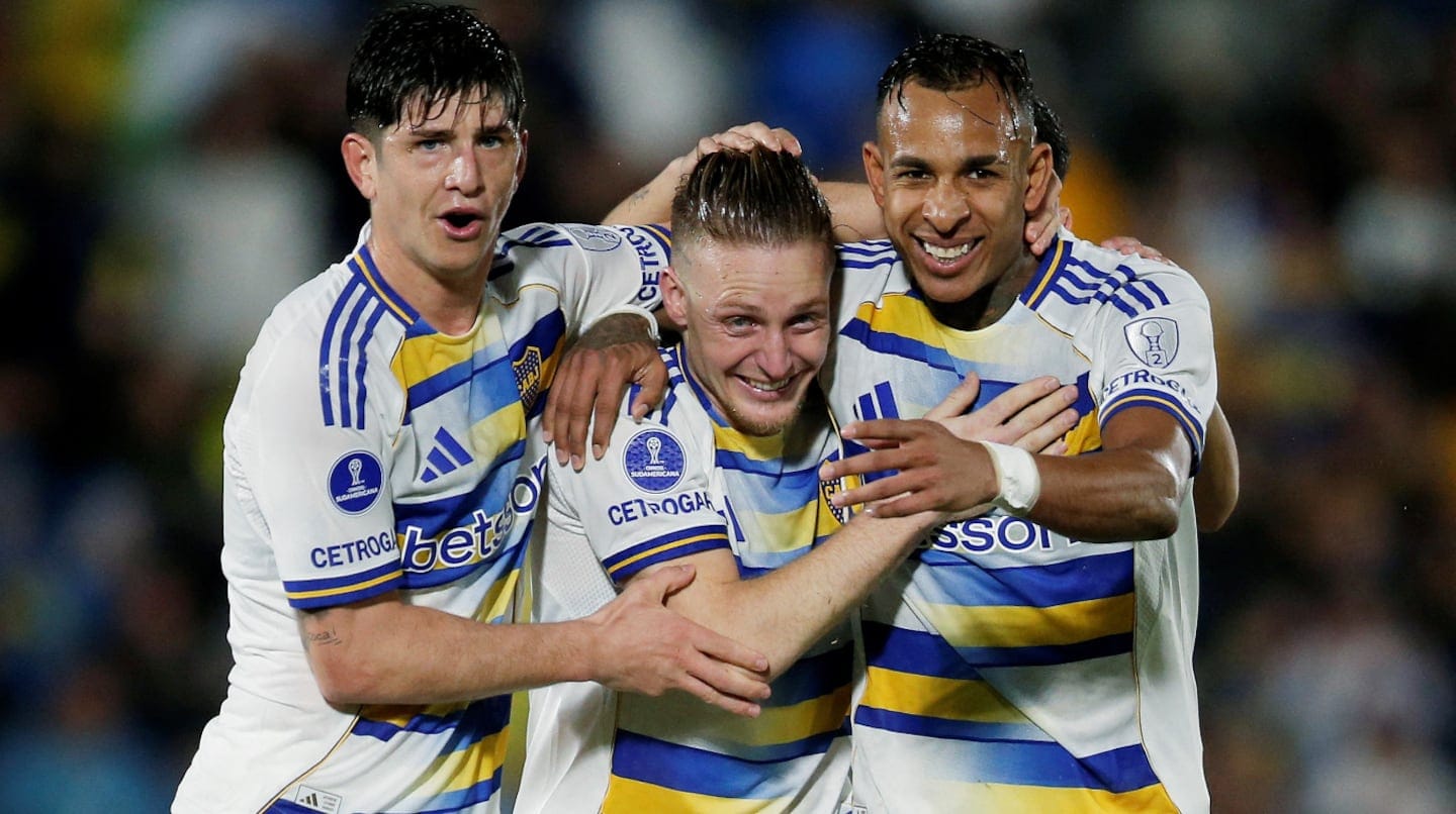 Noche redonda en el Defensores del Chaco: Boca goleó 4-0 a Recoleta y selló su clasificación