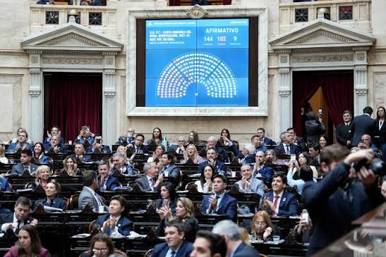 Media sanción en la Cámara Baja: la reforma de la Carta Orgánica del Banco Central pasó al Senado con 144 votos