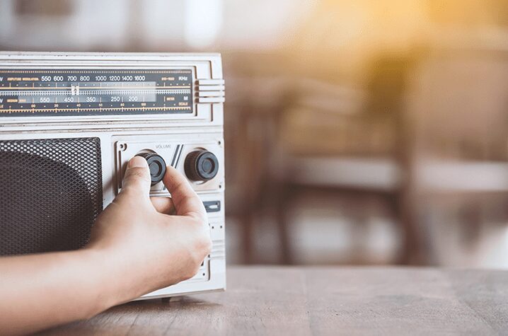 A 106 años del hito que cambió los medios: por qué el 27 de agosto se celebra el Día de la Radiodifusión Argentina