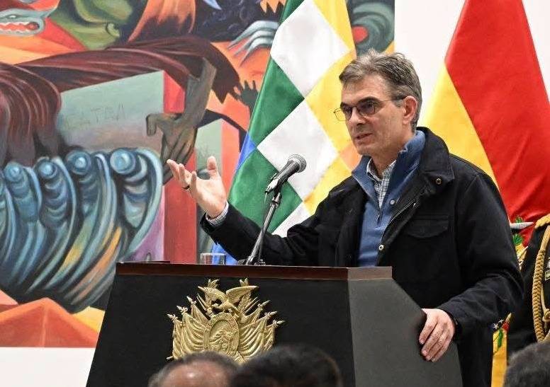 Tras el ataque a Nadia Beller, el presidente de Bolivia aclaró el rol de Fernando Cerimedo en su campaña y gabinete