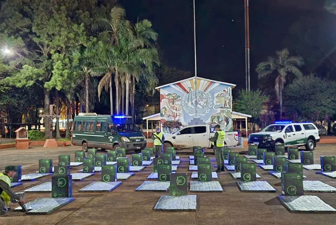 Operativo de Gendarmería en Misiones: hallan un vehículo robado repleto de contrabando tras una persecución
