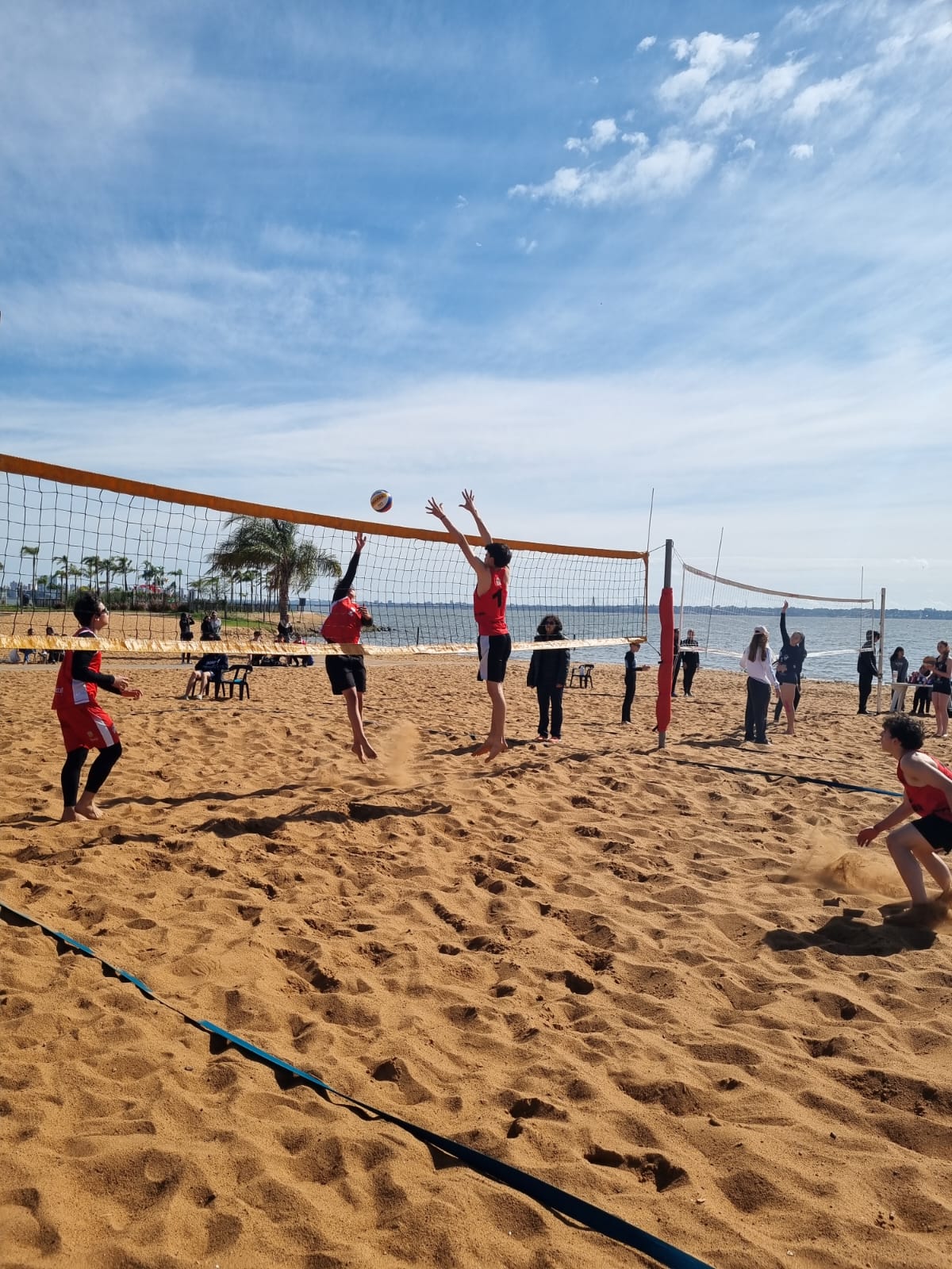 Posadas fue sede del Torneo Mercosur de beach vóley con más de 140 atletas internacionales