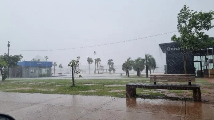 El temporal del jueves dejó daños en distintas localidades misioneras