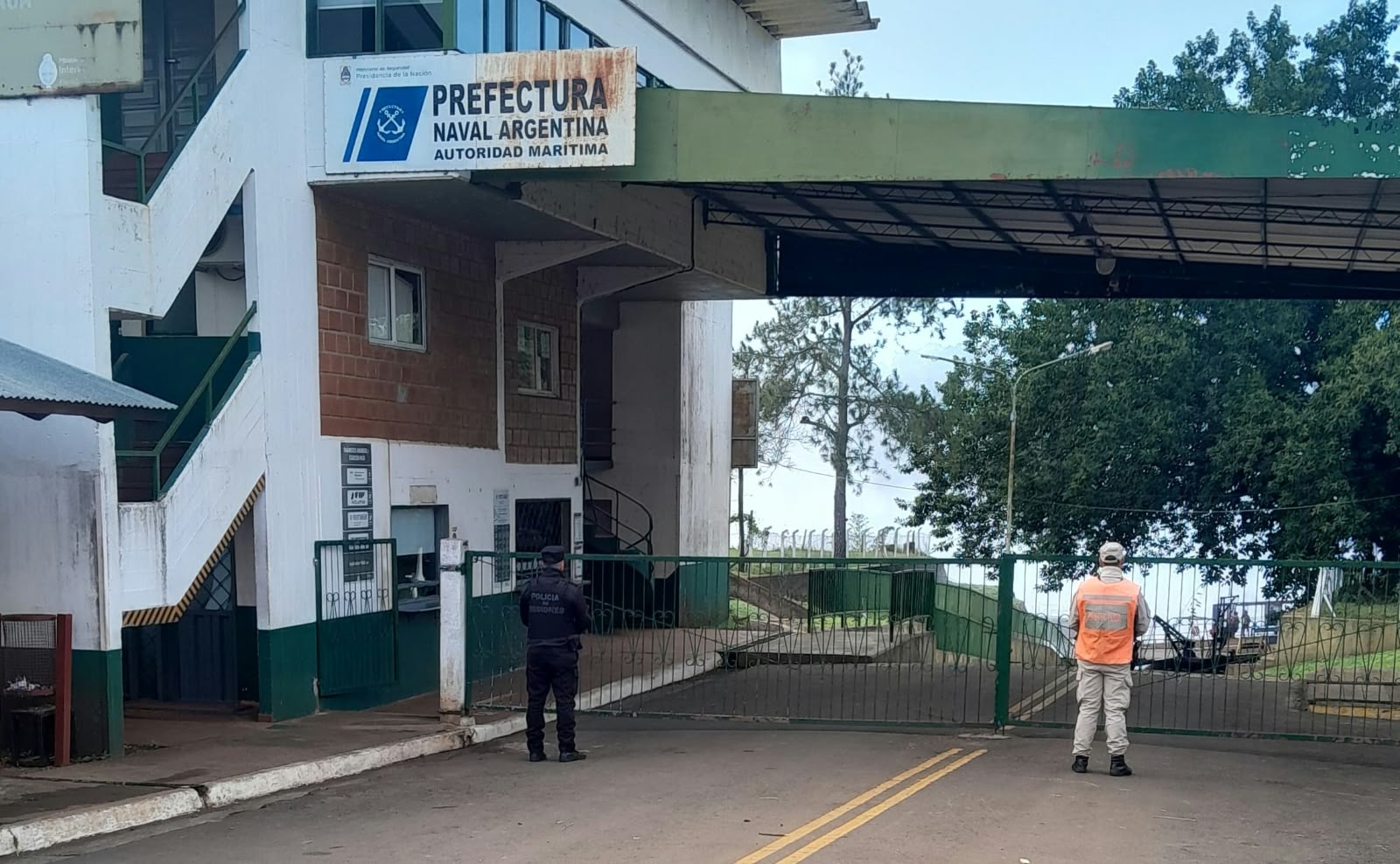 Alerta en la frontera: cerraron el paso con Brasil en Alba Posse por el avance del río Uruguay