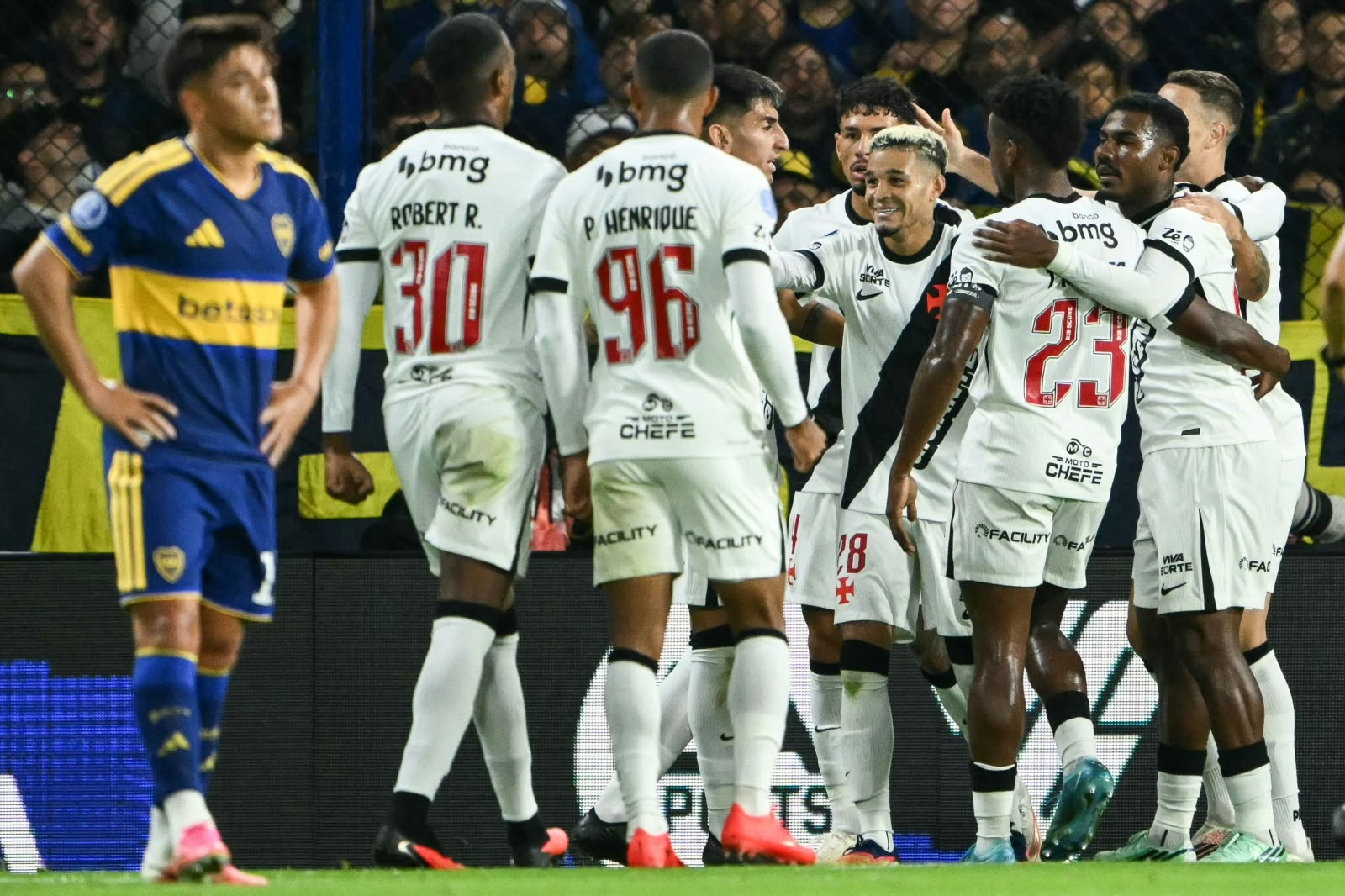 Poca claridad y derrota en casa: Boca sucumbió ante Vasco da Gama y deberá remontar la serie en Brasil