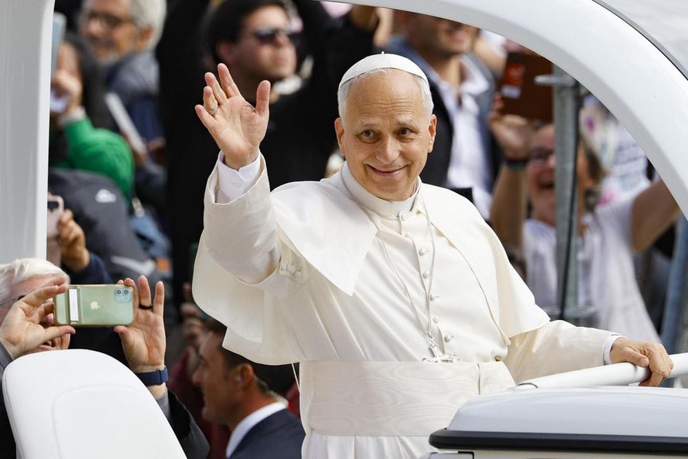 Pese a la operación pulmonar, la Iglesia confirma que el Papa mantiene su agenda en el país